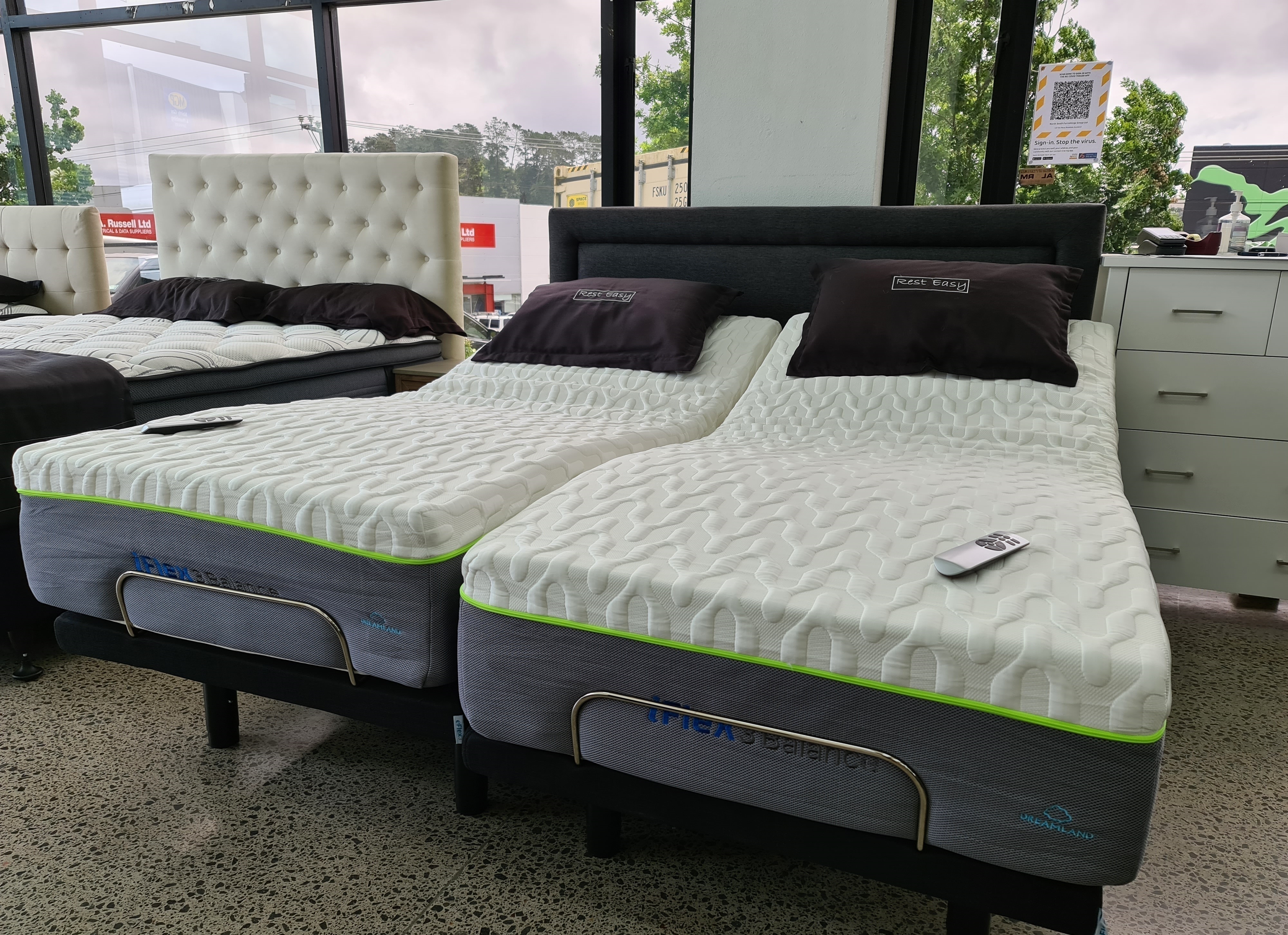 Adjustable beds 02